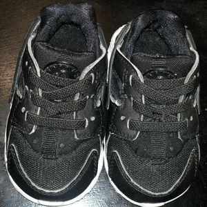 Baby Nike Huarache Size 3c
